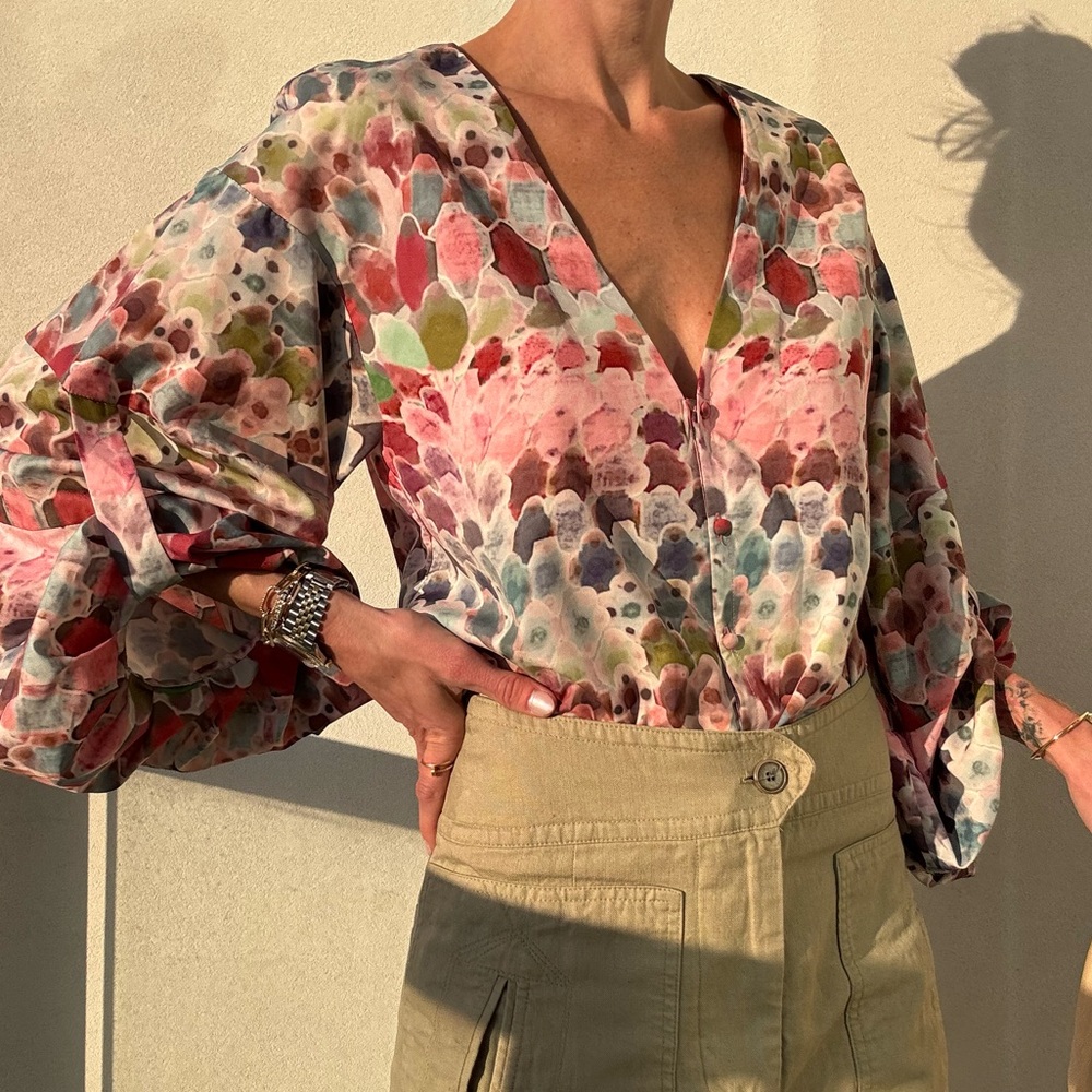 Alexis Charlie Multicolor V-Neck Women's Top